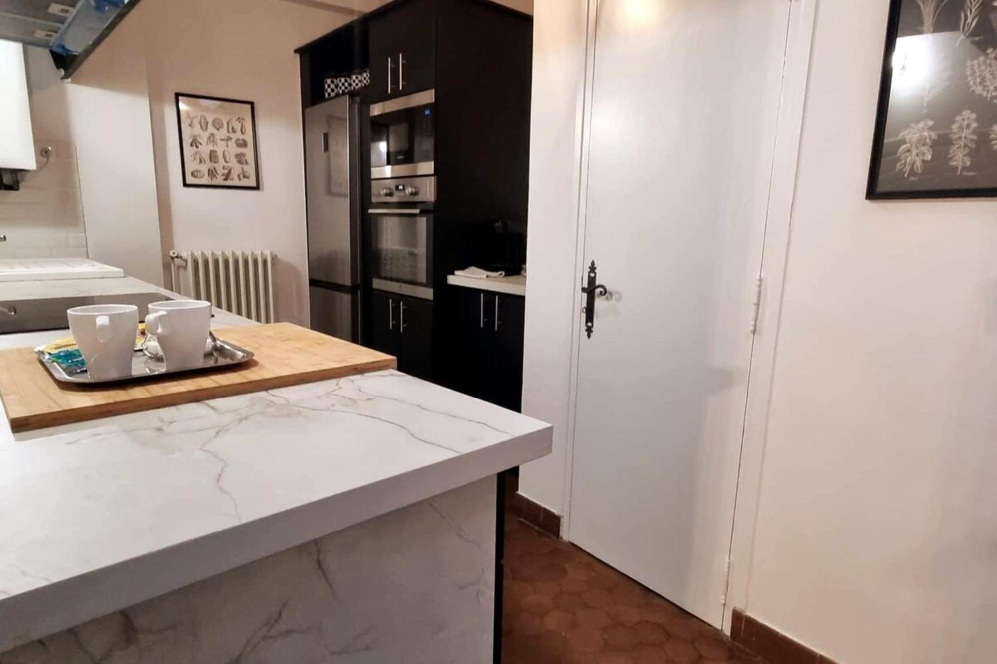 Вилла In The Heart Of Sarlat- Charming & Authentic House Экстерьер фото